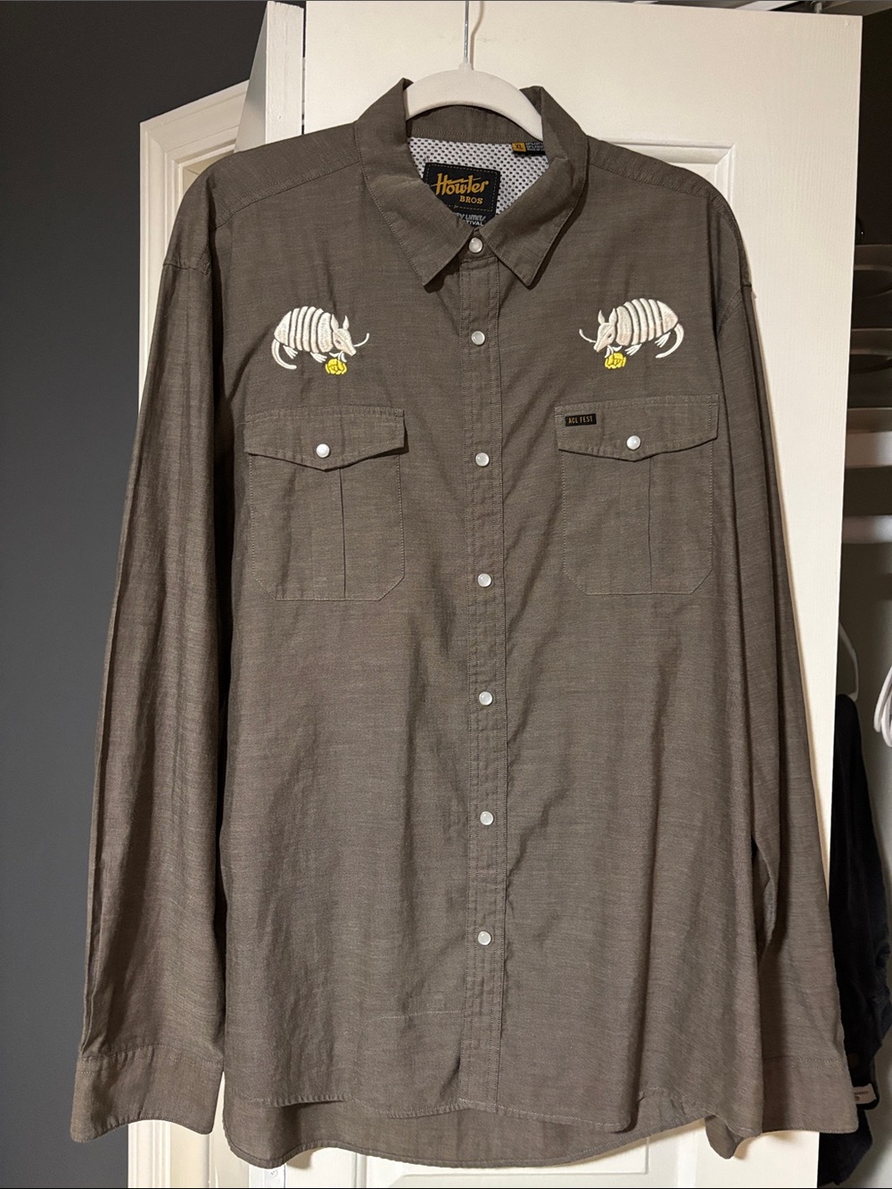 Howler Brothers Gaucho Snapshirt ACL Limited Edition Armadillo Sz XL